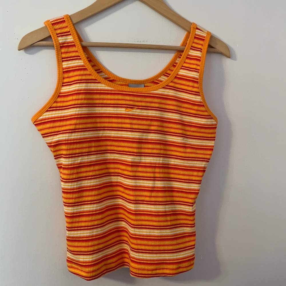 NWT Nike tank sz L